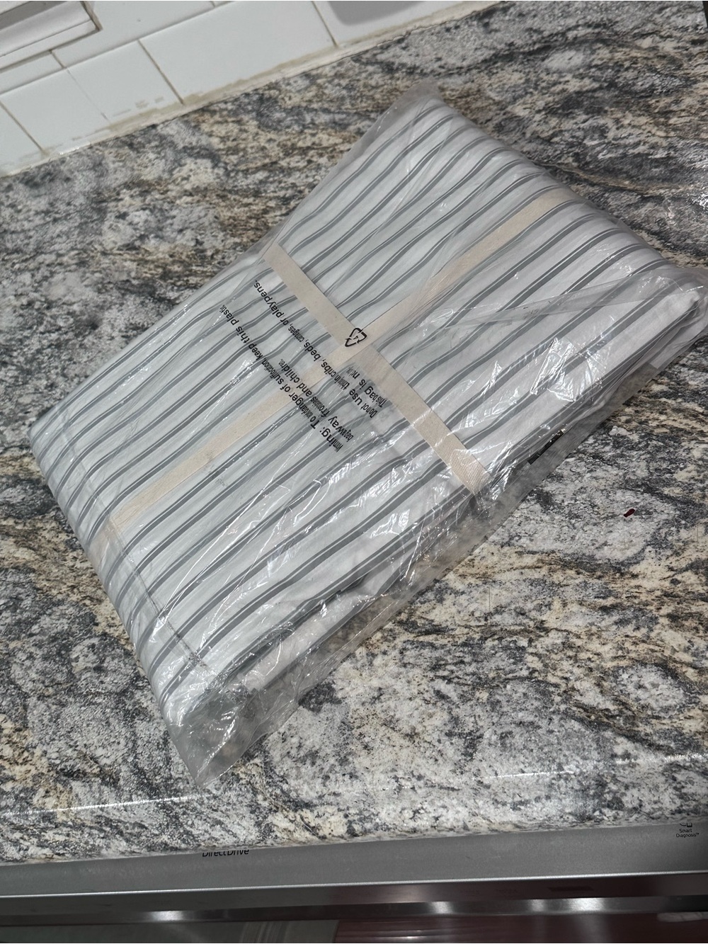 Berkshire 100% Organic Cotton King Size Duvet & Sham Set Grey Stripe NWT - Picture 4 of 5